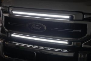 Ford F-350 Super Duty LED Light Kit - Grille Mount - Rough Country - 30 Inch DRL - '17-'22 Ford F-350 Super Duty LED Light Kit - Grille Mount - Rough Country - 30 Inch DRL - '17-'22